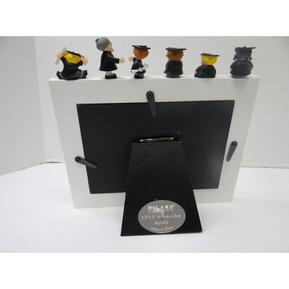 Graduate Photo Frame, Fun Graduate Characters, Graduation Memories, NEW - Picture 4 of 4